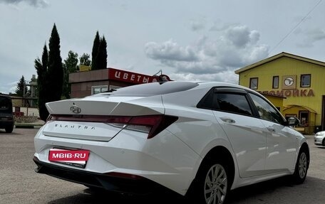 Hyundai Elantra, 2021 год, 1 650 000 рублей, 7 фотография