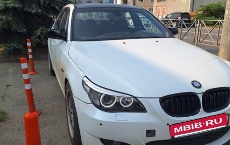 BMW 5 серия, 2004 год, 950 000 рублей, 5 фотография