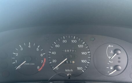 Mazda Familia, 1996 год, 210 000 рублей, 8 фотография