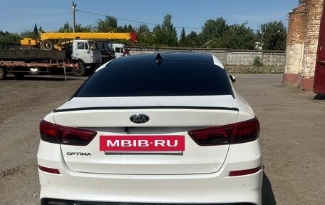KIA Optima IV, 2019 год, 2 300 000 рублей, 5 фотография