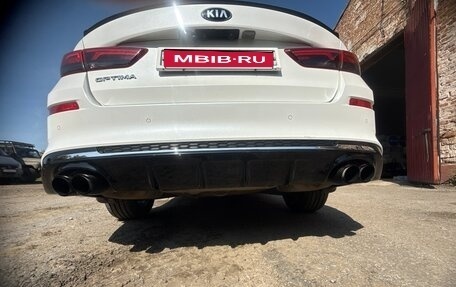 KIA Optima IV, 2019 год, 2 300 000 рублей, 10 фотография