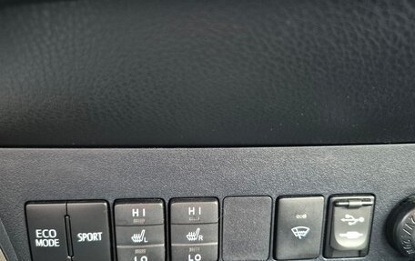 Toyota RAV4, 2013 год, 1 829 000 рублей, 15 фотография