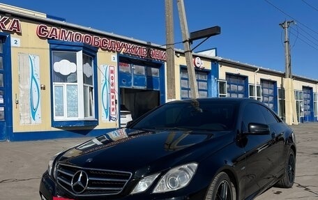 Mercedes-Benz E-Класс, 2010 год, 1 350 000 рублей, 3 фотография