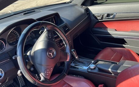 Mercedes-Benz E-Класс, 2010 год, 1 350 000 рублей, 14 фотография