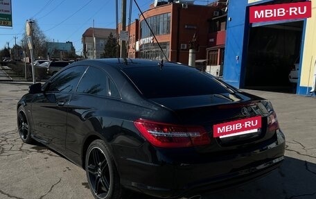 Mercedes-Benz E-Класс, 2010 год, 1 350 000 рублей, 11 фотография