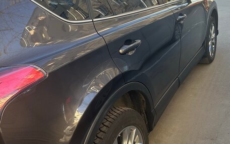 Toyota RAV4, 2018 год, 2 450 000 рублей, 4 фотография
