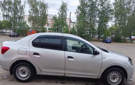 Renault Logan II, 2014 год, 490 000 рублей, 2 фотография