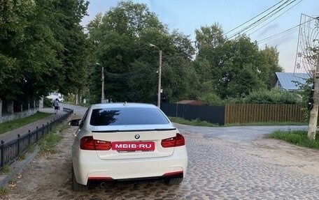 BMW 3 серия, 2013 год, 1 900 000 рублей, 4 фотография
