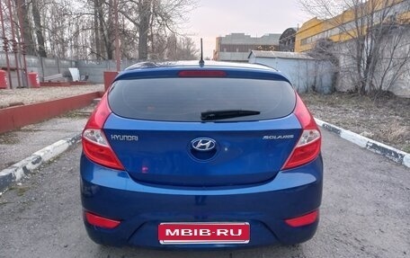 Hyundai Solaris II рестайлинг, 2012 год, 800 000 рублей, 7 фотография