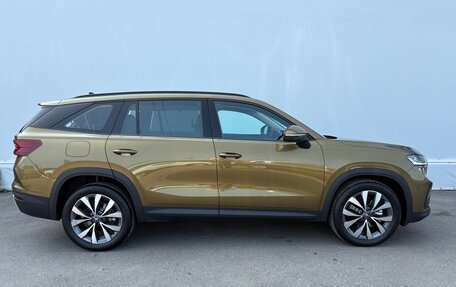 Skoda Kodiaq, 2025 год, 5 600 000 рублей, 4 фотография