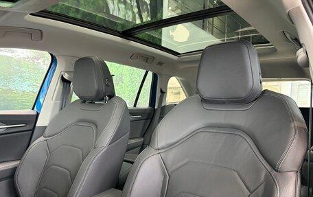 Skoda Kodiaq, 2025 год, 5 600 000 рублей, 16 фотография