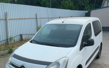 Citroen Berlingo II рестайлинг, 2012 год, 800 000 рублей, 8 фотография