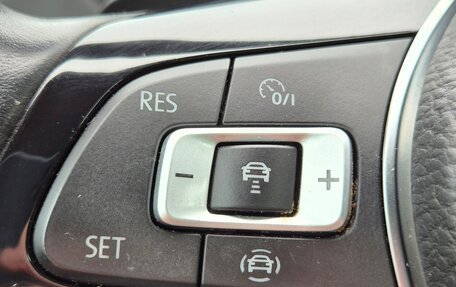 Volkswagen Tiguan II, 2019 год, 2 790 000 рублей, 13 фотография