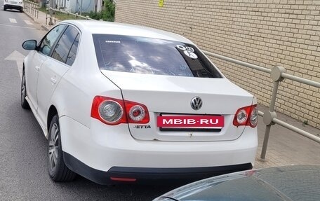 Volkswagen Jetta VI, 2010 год, 500 000 рублей, 4 фотография