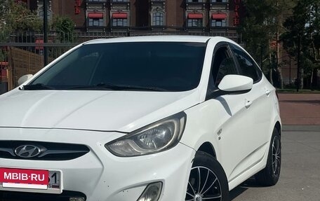 Hyundai Solaris II рестайлинг, 2014 год, 595 000 рублей, 7 фотография