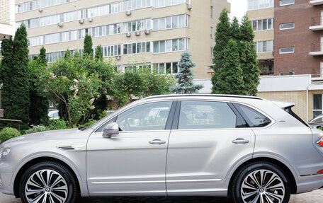 Bentley Bentayga I, 2022 год, 30 500 000 рублей, 5 фотография