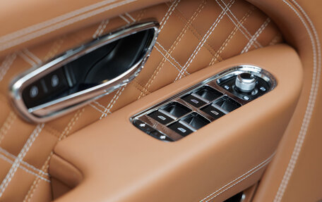 Bentley Bentayga I, 2022 год, 30 500 000 рублей, 24 фотография