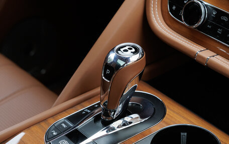Bentley Bentayga I, 2022 год, 30 500 000 рублей, 26 фотография