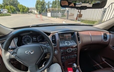 Infiniti QX50 I рестайлинг, 2016 год, 2 190 000 рублей, 10 фотография