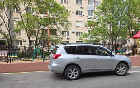 Toyota Vanguard, 2010 год, 1 550 000 рублей, 2 фотография