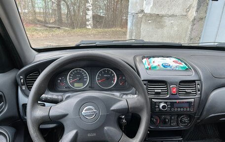 Nissan Almera, 2004 год, 280 000 рублей, 11 фотография
