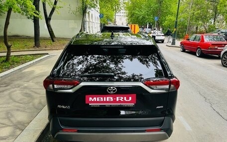 Toyota RAV4, 2021 год, 4 100 000 рублей, 9 фотография