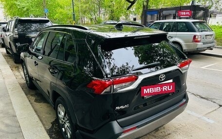Toyota RAV4, 2021 год, 4 100 000 рублей, 7 фотография