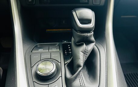 Toyota RAV4, 2021 год, 4 100 000 рублей, 30 фотография