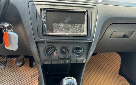 Skoda Rapid I, 2014 год, 575 000 рублей, 24 фотография