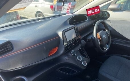 Toyota Sienta II, 2017 год, 1 800 000 рублей, 2 фотография