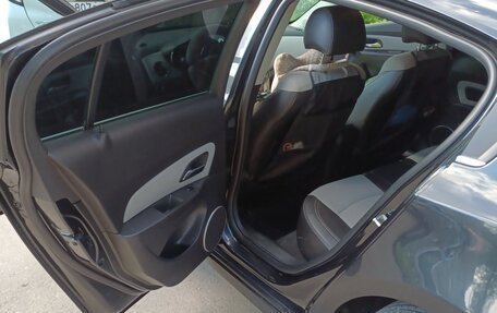 Chevrolet Cruze II, 2013 год, 890 000 рублей, 10 фотография