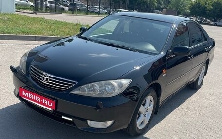 Toyota Camry V40, 2004 год, 1 250 000 рублей, 2 фотография