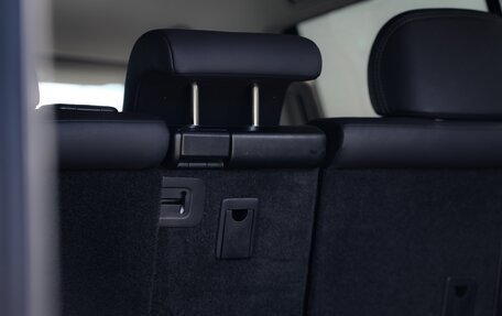 Toyota Land Cruiser Prado 150 рестайлинг 2, 2017 год, 5 300 000 рублей, 32 фотография