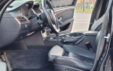 BMW 5 серия, 2008 год, 1 300 000 рублей, 16 фотография