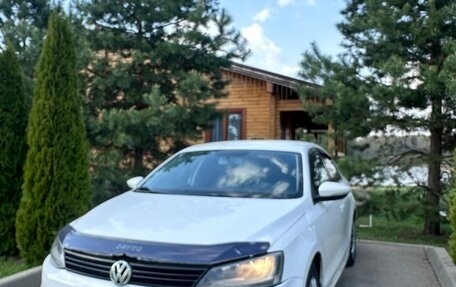 Volkswagen Jetta VI, 2014 год, 700 000 рублей, 3 фотография
