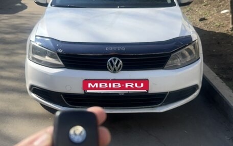 Volkswagen Jetta VI, 2014 год, 700 000 рублей, 4 фотография