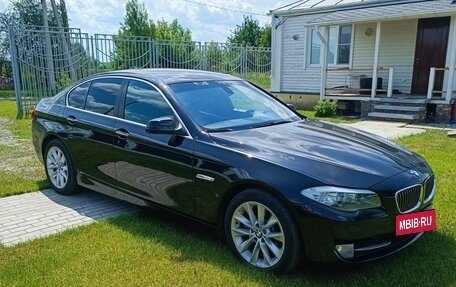 BMW 5 серия, 2012 год, 1 950 000 рублей, 4 фотография