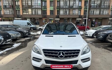 Mercedes-Benz M-Класс, 2014 год, 2 300 000 рублей, 2 фотография