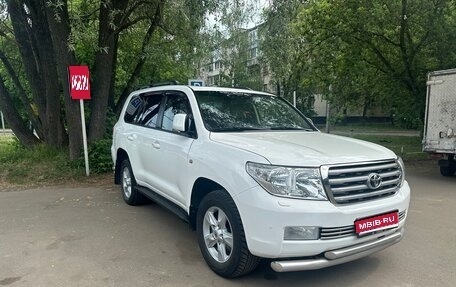 Toyota Land Cruiser 200, 2010 год, 2 700 000 рублей, 1 фотография