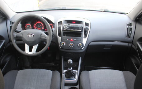 KIA cee'd I рестайлинг, 2011 год, 330 000 рублей, 12 фотография