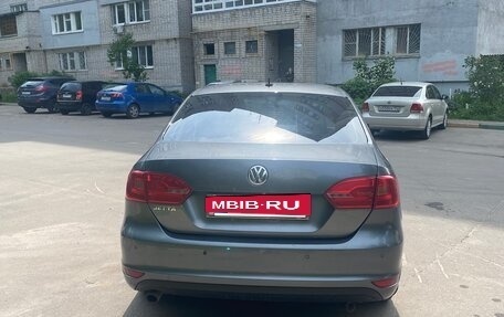 Volkswagen Jetta VI, 2012 год, 650 000 рублей, 7 фотография