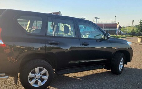 Toyota Land Cruiser Prado 150 рестайлинг 2, 2015 год, 3 499 000 рублей, 6 фотография
