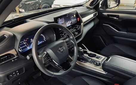 Toyota Highlander, 2025 год, 5 795 000 рублей, 8 фотография