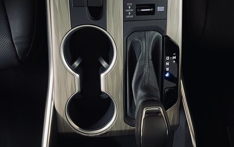 Toyota Highlander, 2025 год, 5 795 000 рублей, 15 фотография