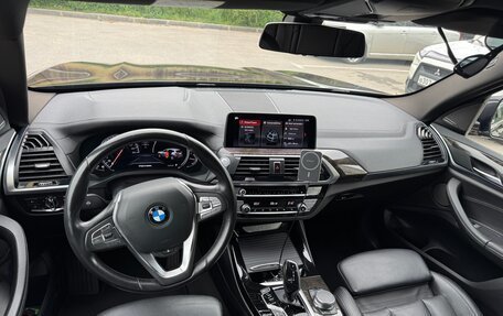 BMW X3, 2018 год, 4 000 000 рублей, 11 фотография