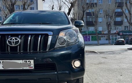 Toyota Land Cruiser Prado 150 рестайлинг 2, 2012 год, 3 100 000 рублей, 2 фотография