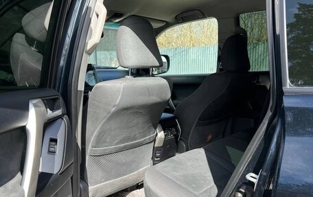 Toyota Land Cruiser Prado 150 рестайлинг 2, 2012 год, 3 100 000 рублей, 15 фотография