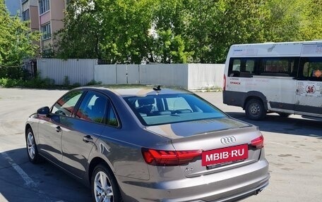 Audi A4, 2022 год, 4 600 000 рублей, 2 фотография