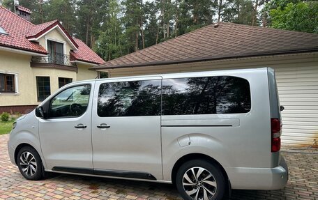Peugeot Traveller I, 2021 год, 3 420 000 рублей, 4 фотография