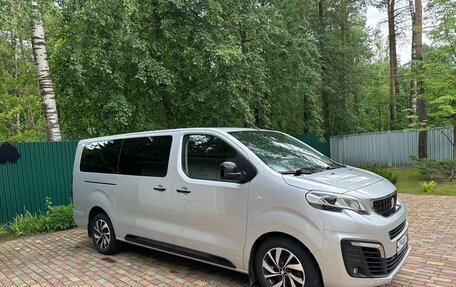 Peugeot Traveller I, 2021 год, 3 420 000 рублей, 12 фотография
